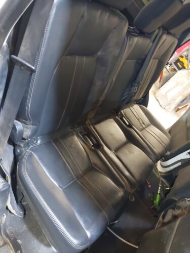 Land Rover Discovery 4 - 2nd Row Rear Seats - Black Leather - XS Spec