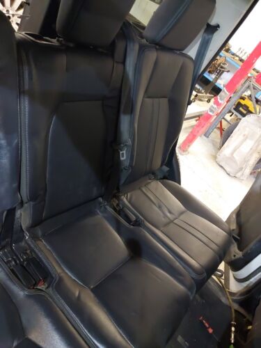 Land Rover Discovery 4 - 2nd Row Rear Seats - Black Leather - XS Spec