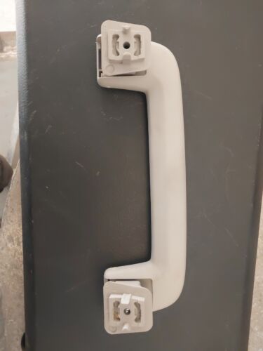 Land Rover Discovery 3 / 4 Front or 3rd Row Interior Grab Handle 168000170