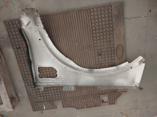 GENUINE LAND ROVER DISCOVERY 4 LR4 L319 DRIVERS SIDE FRONT WING FUJI WHITE