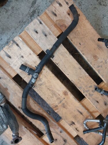 Land Rover Discovery 4 3.0 TDV6 WATER COOLANT HOSE EGR to EGR