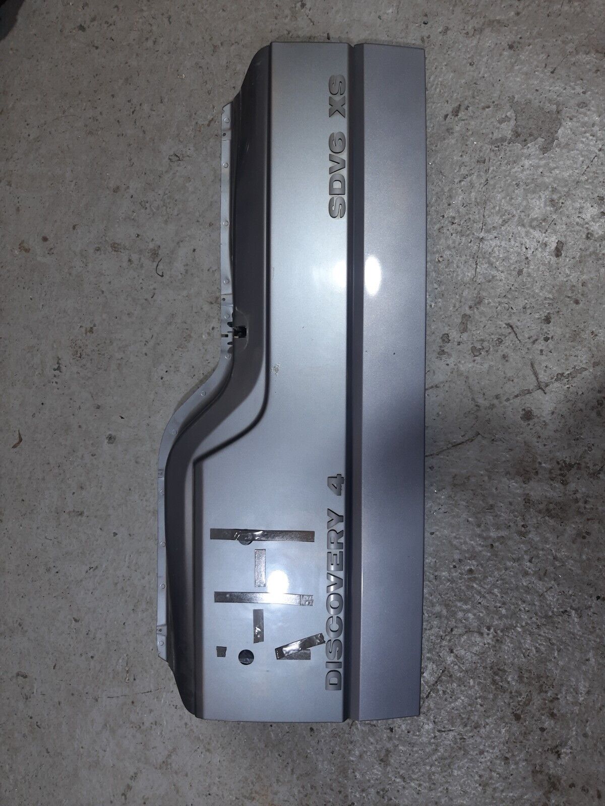 Land Rover Discovery 4 Lower Rear Tailgate 2009 - 2016 - Grey