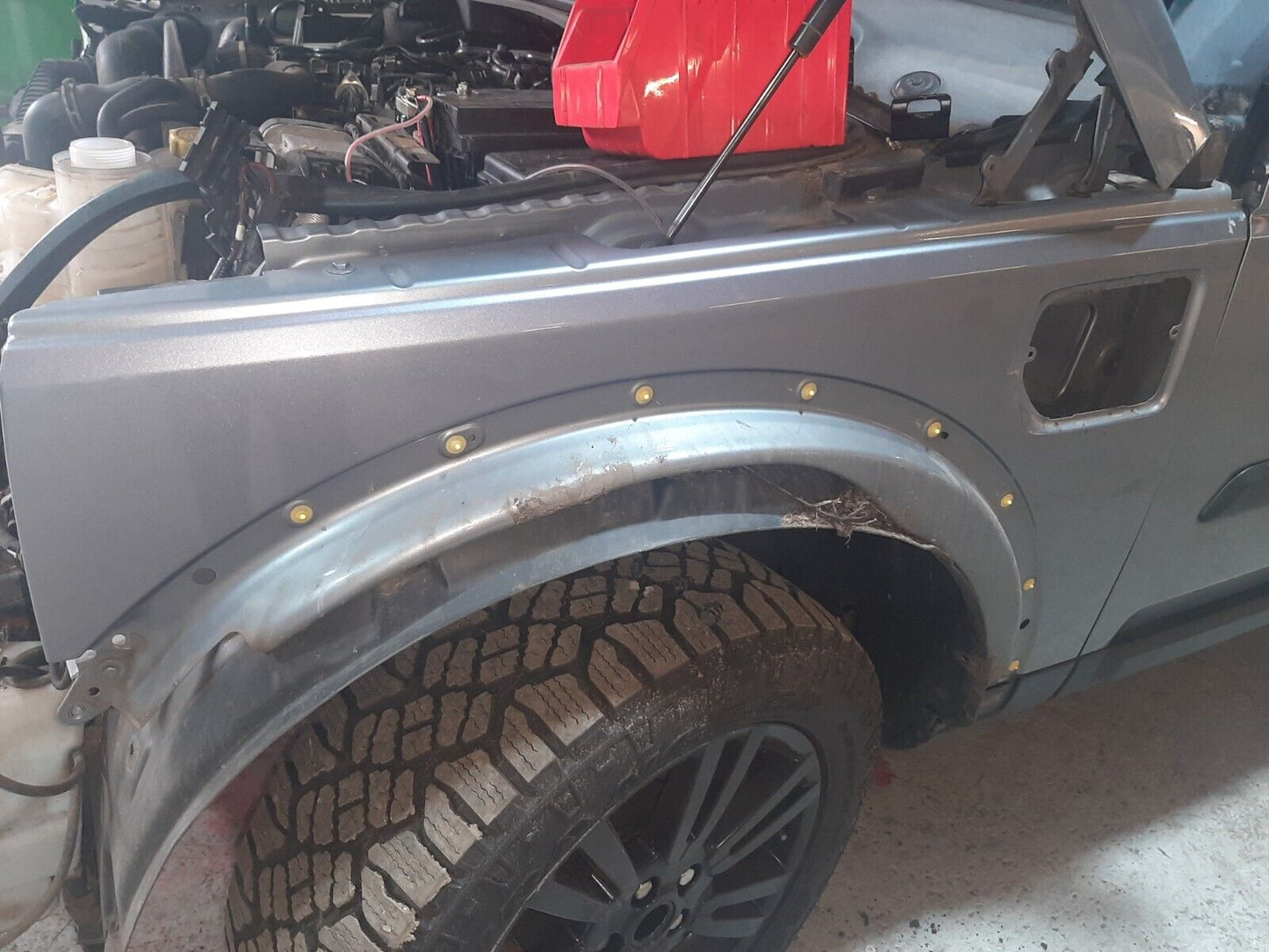 GENUINE LAND ROVER DISCOVERY 4 LR4 L319 PASSENGER SIDE FRONT WING Orkney Grey