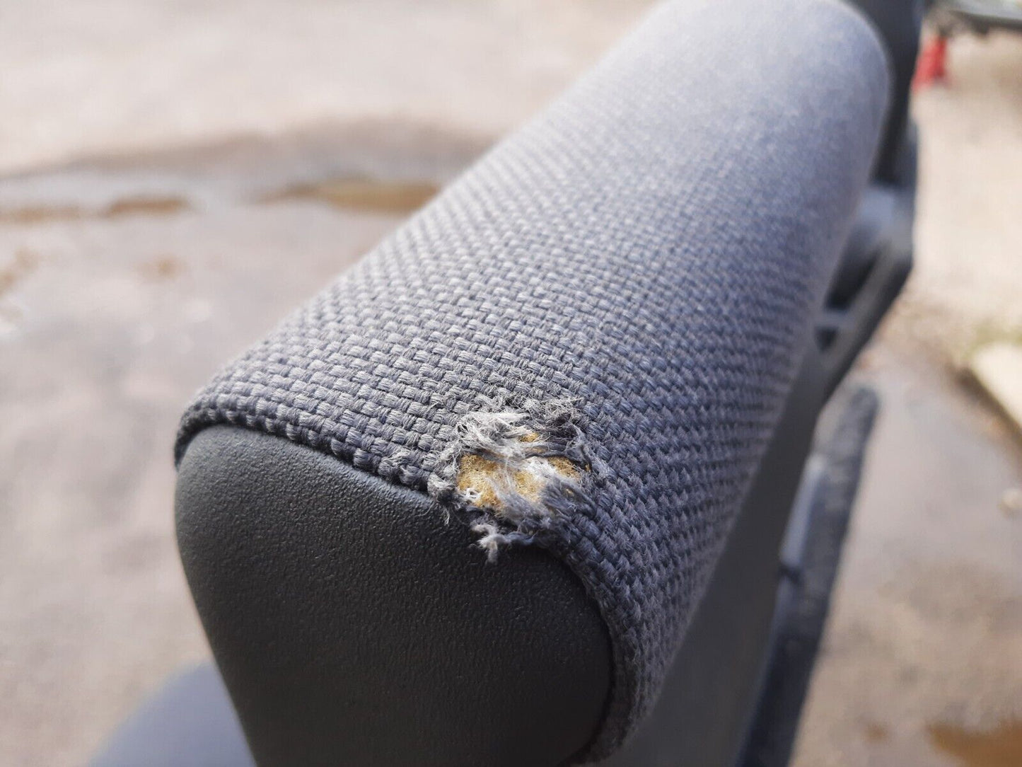 Land Rover Discovery 4 - 3rd Row Rear Seats - Grey cloth