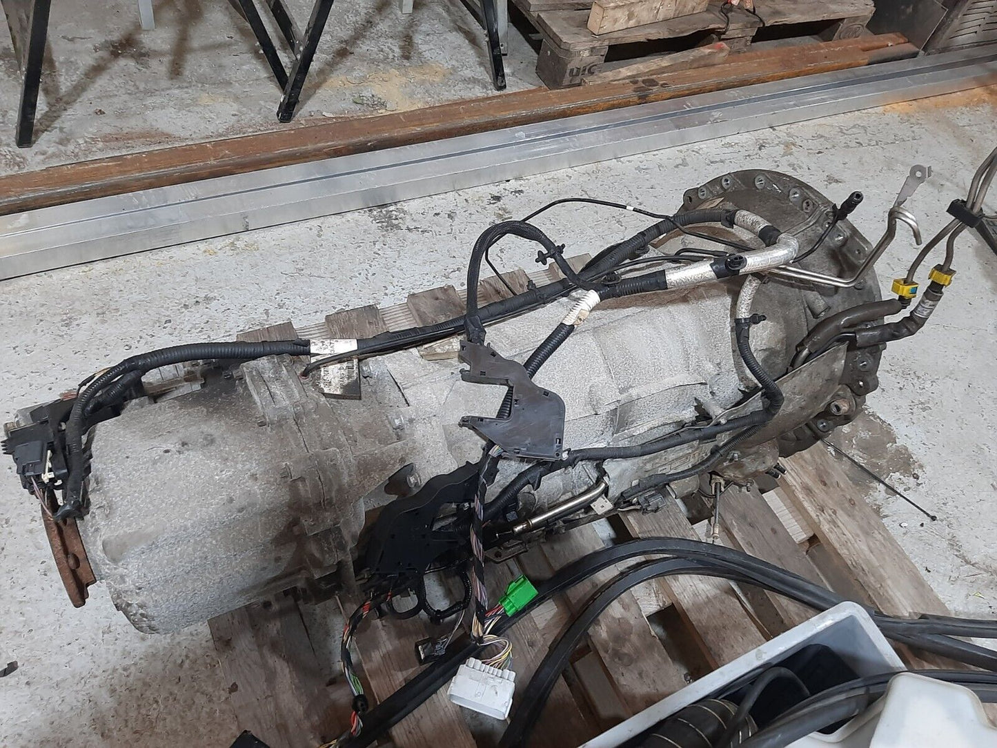 LAND ROVER DISCOVERY GEARBOX/TRANSFER BOX 8 Speed Automatic LR030331 CH22