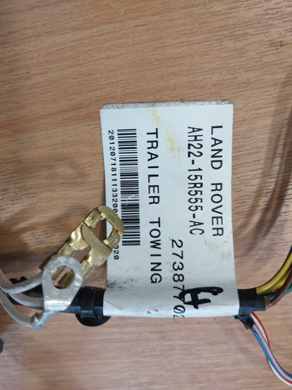 Land Rover Discovery 4 - Trailer towing sockets 7 pin with vehicle loom