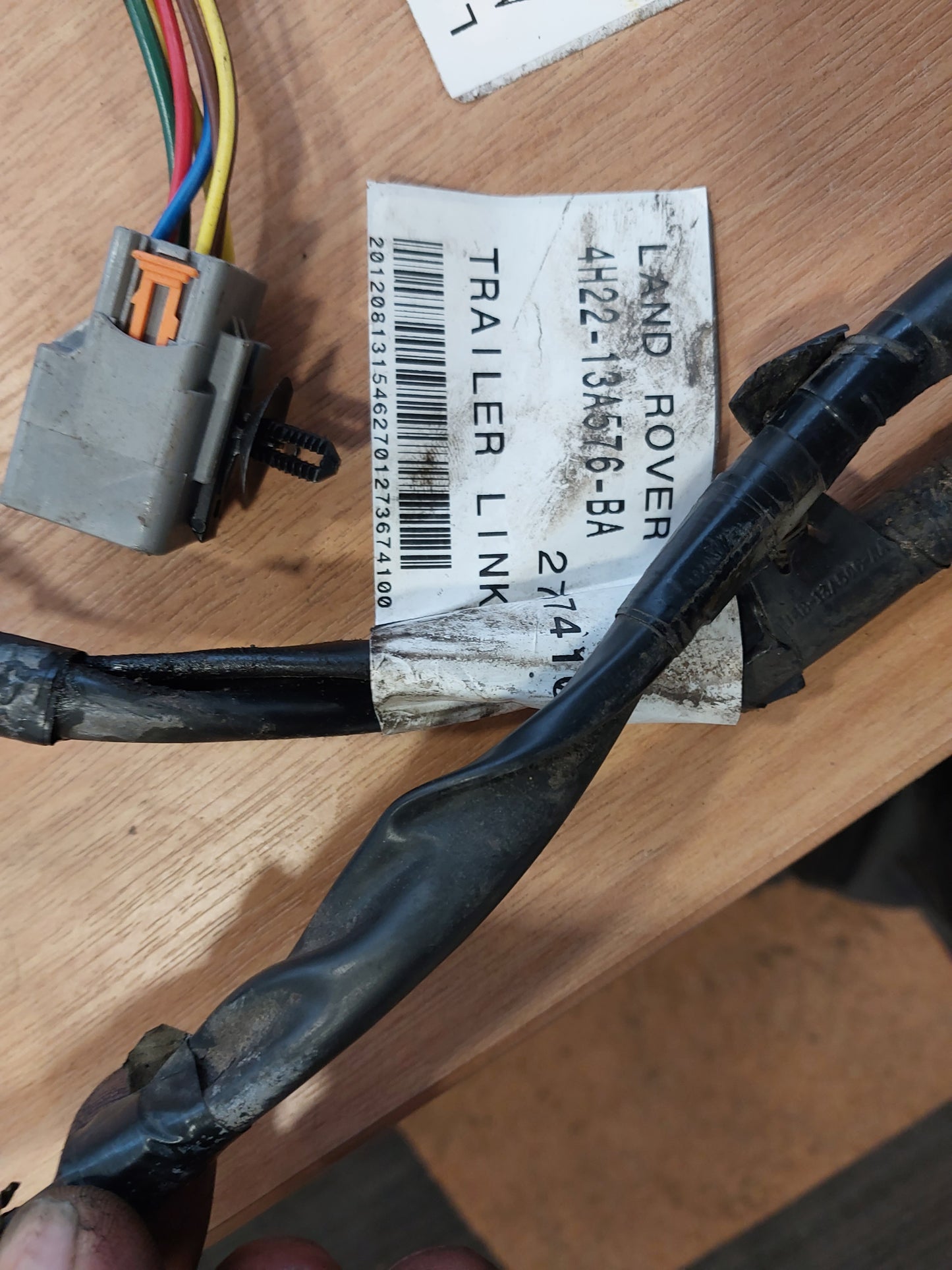 Land Rover Discovery 4 - Trailer towing sockets 7 pin with vehicle loom