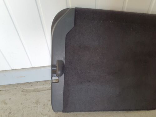 LAND ROVER DISCOVERY 3 or 4 TAILGATE BOOTLID CARPET 