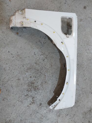 GENUINE LAND ROVER DISCOVERY 4 LR4 L319 DRIVERS SIDE FRONT WING FUJI WHITE
