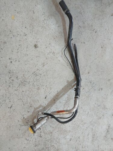 LAND ROVER DISCOVERY 4 DIESEL FUEL TANK FILLER NECK PIPE ASSEMBLY 2009-2016