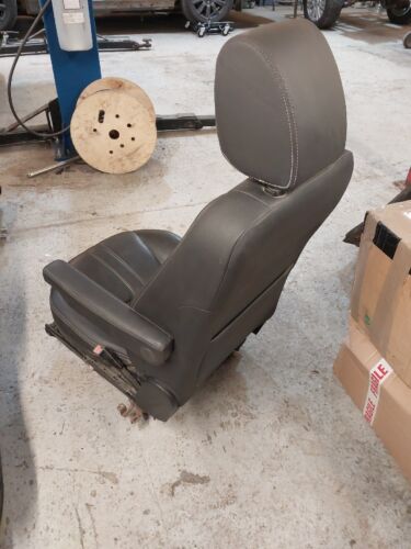 RH FRONT SEAT LAND ROVER DISCOVERY MK4 09-16 4 SDV6 HSE 5 DOOR ESTATE Drivers