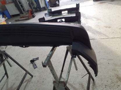 LAND ROVER DISCOVERY 4 COMMERCIAL 2009-2016 REAR BUMPER IN BLACK - UNPAINTED