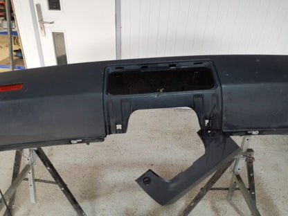 LAND ROVER DISCOVERY 4 COMMERCIAL 2009-2016 REAR BUMPER IN BLACK - UNPAINTED
