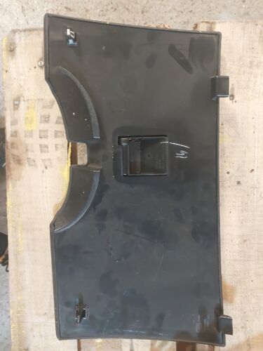 LAND ROVER DISCOVERY 4 DRIVERS RIGHT KNEE FOOTWELL KNEE PANEL Black FBS500131