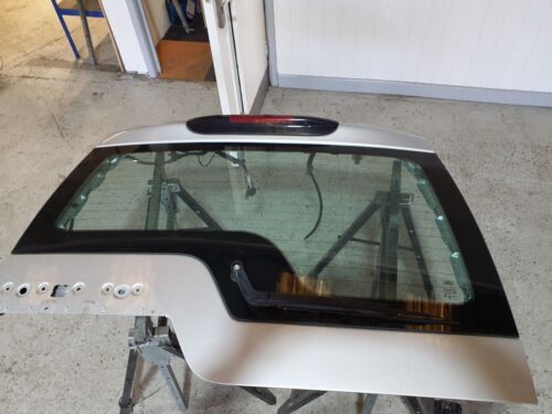 Land Rover Discovery 3 Upper Rear Tailgate 2004 - 2009 - Siberian Silver