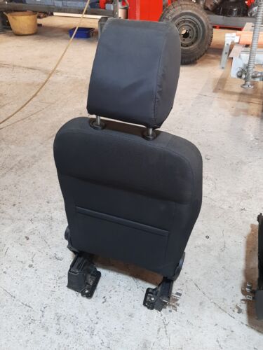 LAND ROVER DISCOVERY 4 2015 BOTH FRONT SEATS WITH AIRBAGS GENUINE FABRIC