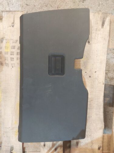 LAND ROVER DISCOVERY 4 DRIVERS RIGHT KNEE FOOTWELL KNEE PANEL Black FBS500131